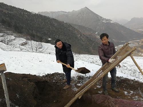 老百姓不脫貧，我絕不撤退——記國網甘肅省電力公司駐村前線指揮部負責人趙宣安