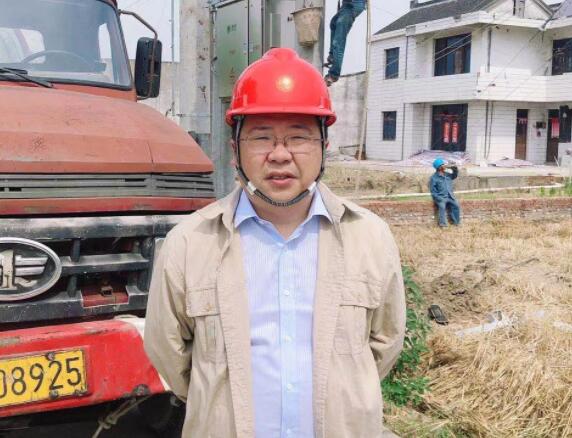 甘做農配網工程建設的拓荒?！浫鐤|永晟實業(yè)有限公司工程部副主任郭鈺峰