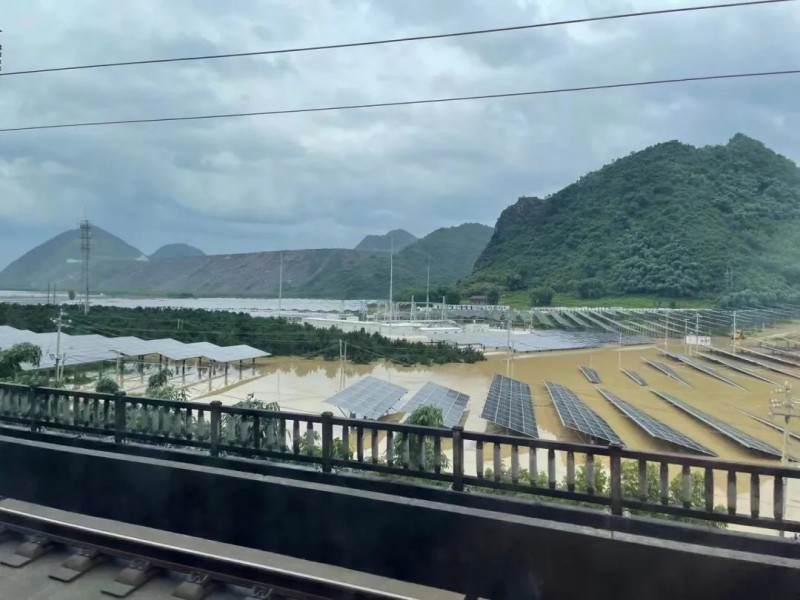 地面電站秒變漂浮電站，又一光伏電站被水淹！