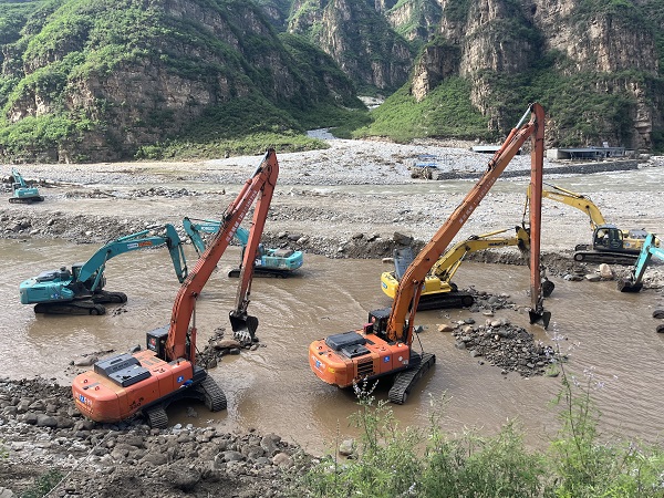 【搶險救災 我們在前線】中國建筑聞“汛”而動 持續(xù)奮戰(zhàn)在抗災一線