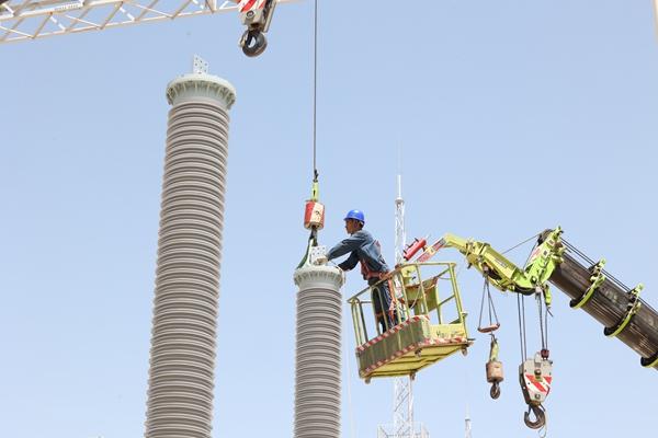 國網平涼供電公司眉峴變330千伏設備改造